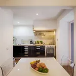 Apartment Romantic Gem In Santos *