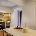 Apartment Romantic Gem In Santos Lisbon