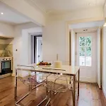 Romantic Gem In Santos Apartment Lisbon