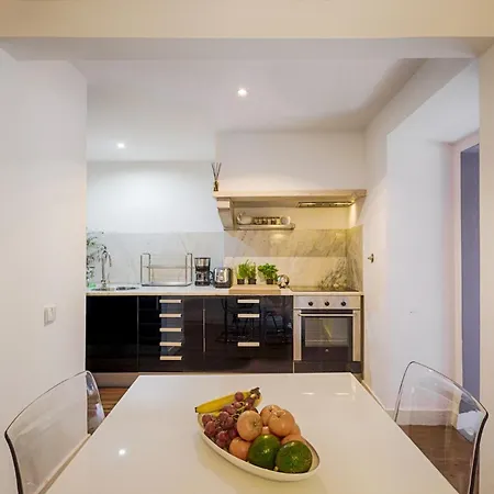 Apartment Romantic Gem In Santos *