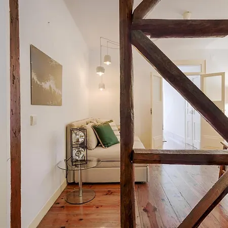 Romantic Gem In Santos Apartment Lisbon