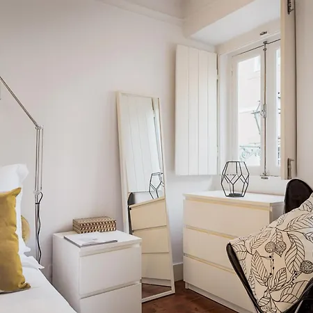 Romantic Gem In Santos Apartment *