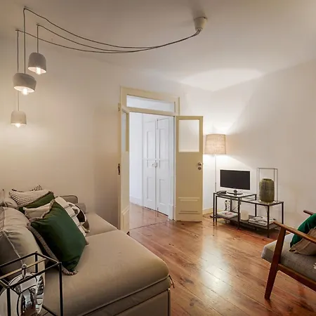 Romantic Gem In Santos Lisbon