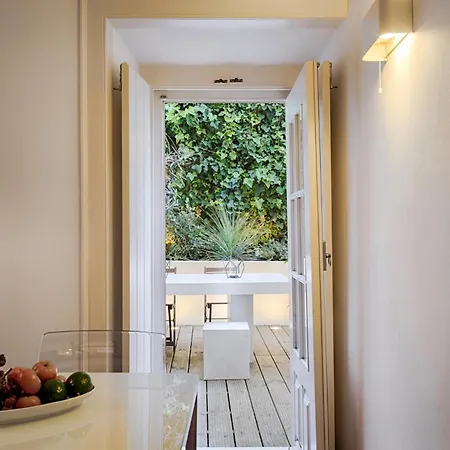 Romantic Gem In Santos